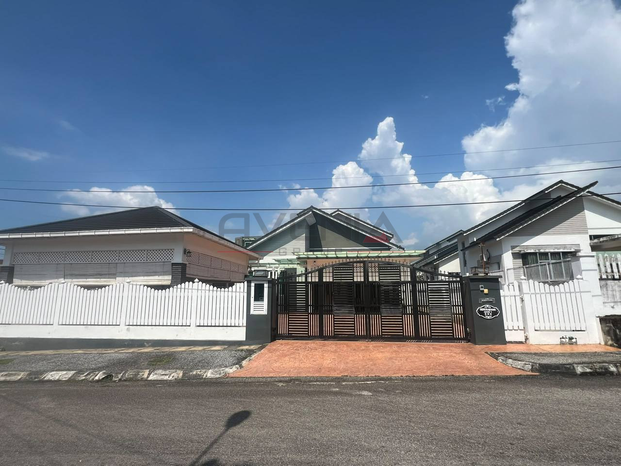 ENGLISH COUNTRYHOMES AMBANGAN HEIGHT 📍 | CORNER LOT | BANGLO 2 TINGKAT | BELOW MARKET VALUE RM125,000