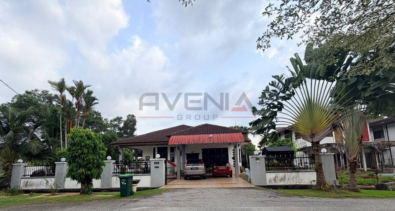 TAMAN PUMPONG 📍 | BANGLO SETINGKAT | BELOW MARKET VALUE RM120,000 3