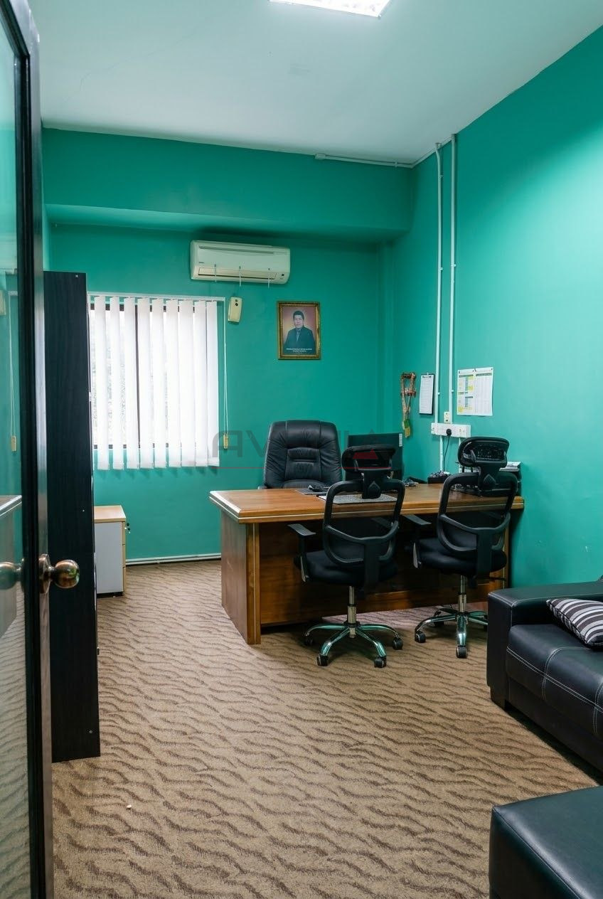 KEDAI DI TAMAN SRI JENARIS TIKAM BATU 📍 | SHOPLOT | CASHBACK RM25,000 | ZERO DEPOSIT | BOOKING 1K 3