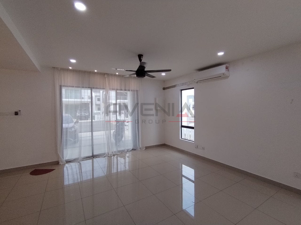MEKARSARI ANGGUN| END LOT| GATED & GUARDED 📍 | END LOT | RENOVATED | TERES 2 TINGKAT | BELOW MARKET VALUE RM15,000 11