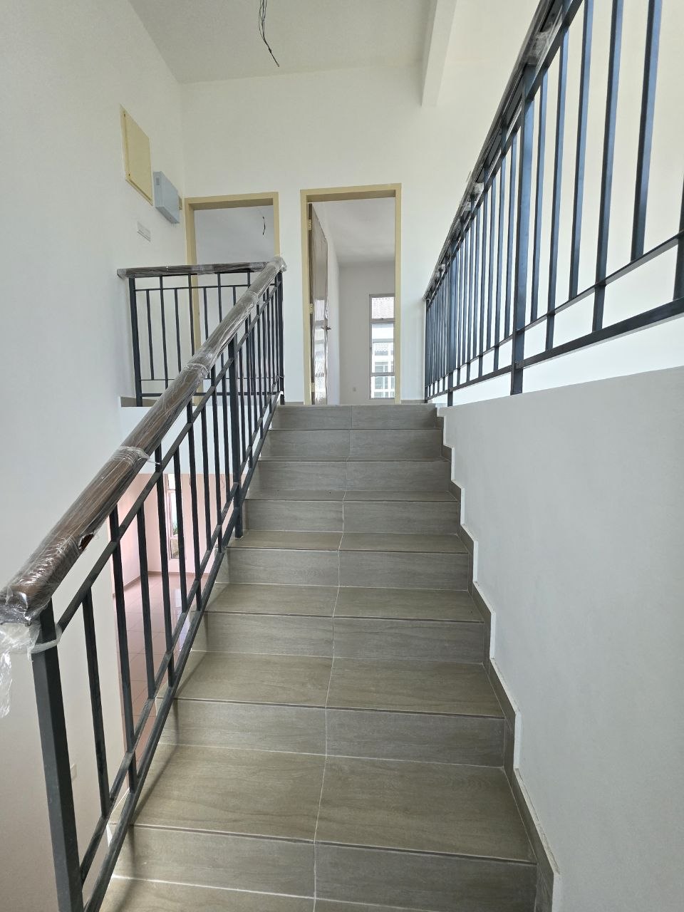 TAMAN SERAI WANGI, PADANG SERAI, KEDAH. (BERSEBELAHAN SERAI WANGI MALL) | CORNER UNIT | BUNGALOW | CASHBACK RM1,000 | FULL LOAN 5
