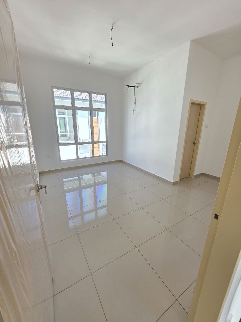 TAMAN SERAI WANGI, PADANG SERAI, KEDAH. (BERSEBELAHAN SERAI WANGI MALL) | CORNER UNIT | BUNGALOW | CASHBACK RM1,000 | FULL LOAN 6