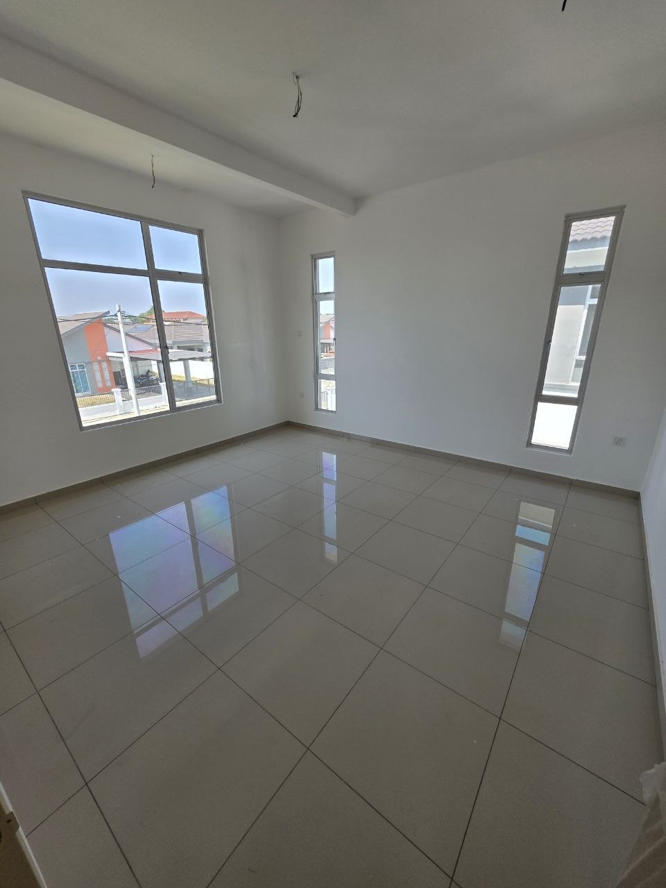 TAMAN SERAI WANGI, PADANG SERAI, KEDAH. (BERSEBELAHAN SERAI WANGI MALL) | CORNER UNIT | BUNGALOW | CASHBACK RM1,000 | FULL LOAN 8