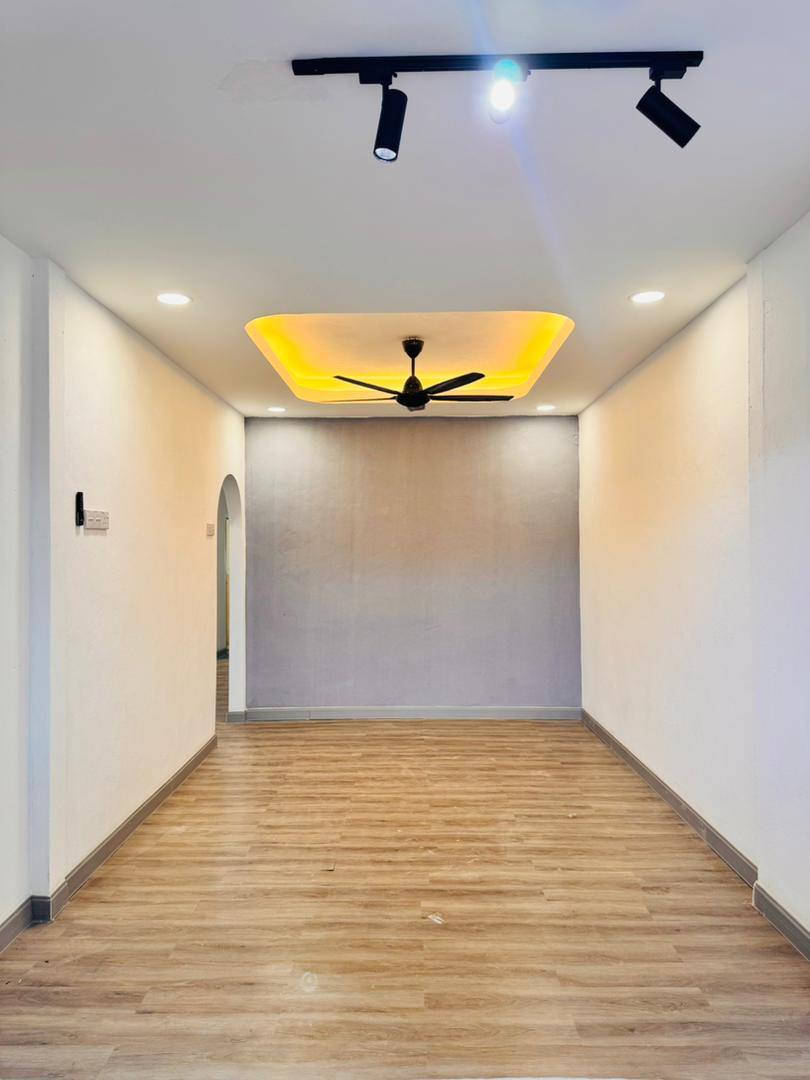 TAMAN BANDAR BARU,SG LALANG | RENOVATED | TERES SETINGKAT | CASHBACK RM35,000 | FULL LOAN | 📍BOOKING 1K 4