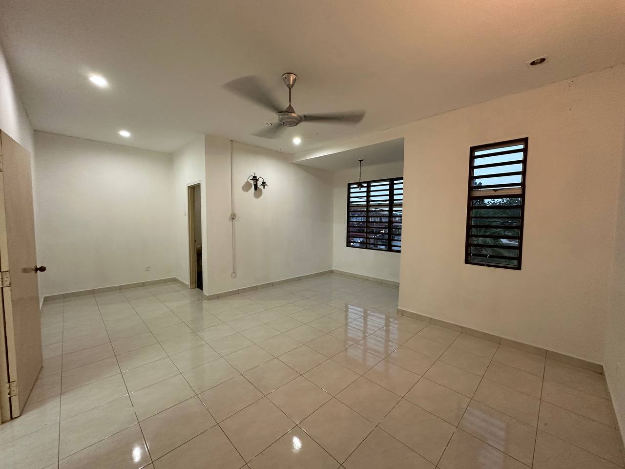 BANDAR LAGUNA MERBOK, | TERES 2 TINGKAT | CASHBACK RM65,000 | FULL LOAN | 📍BOOKING 1K 24