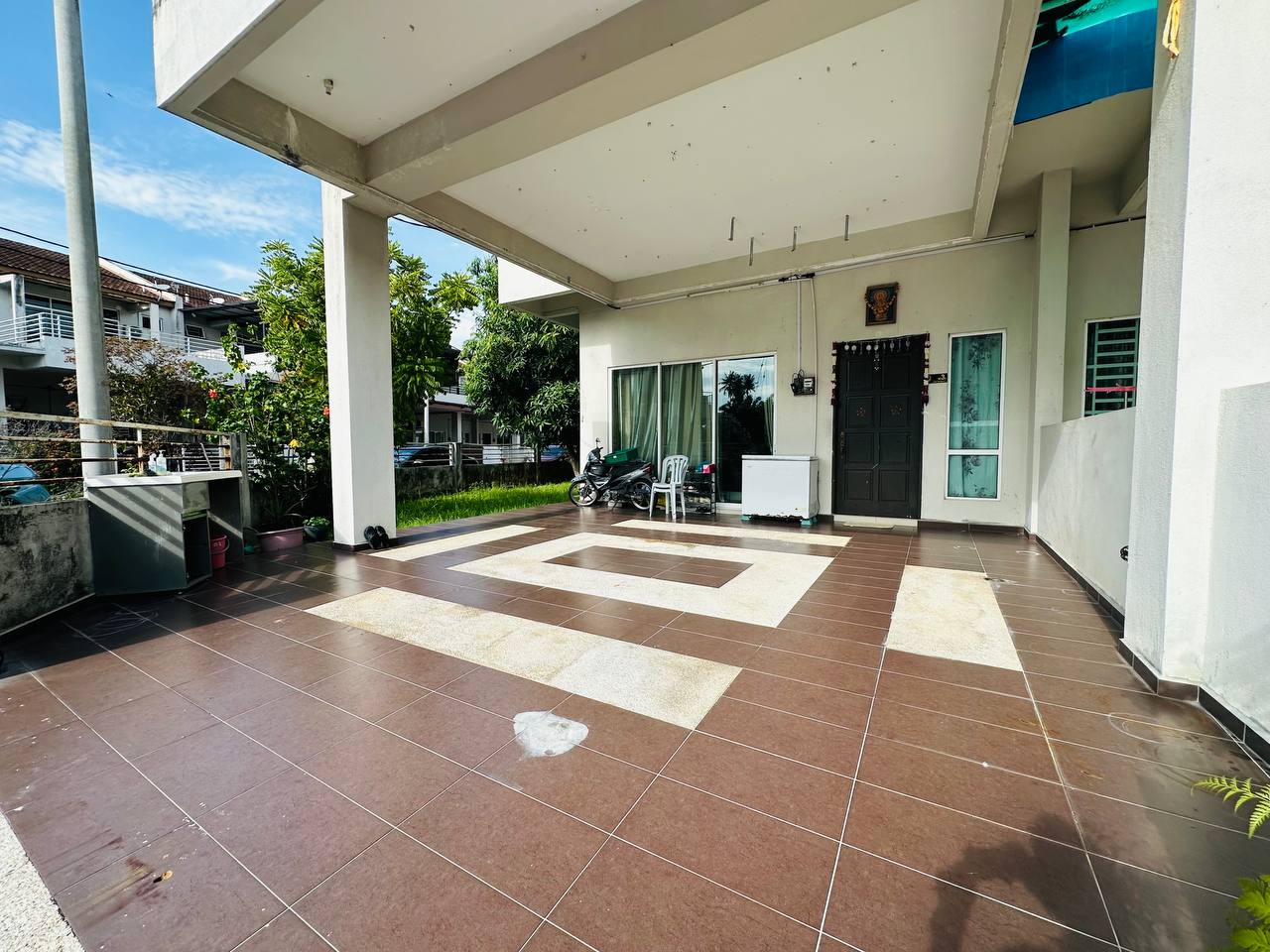 VILLA MUTIARA, SIMPANG AMPAT, PULAU PINANG. | RENOVATED | CORNER LOT | TERES 2 TINGKAT 3