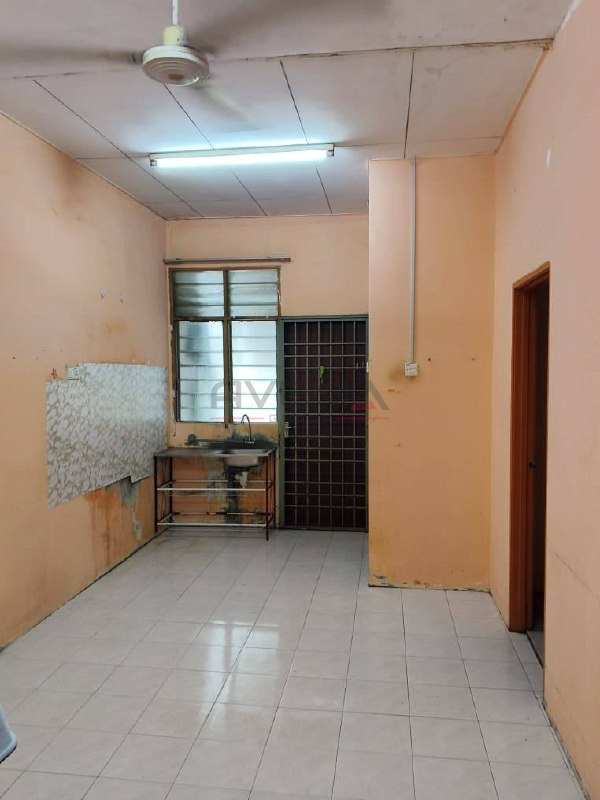 TAMAN TENGKU MAHERAN 📍 | OPEN FACING | RENOVATED | TERES SETINGKAT | CASHBACK RM10,000 | ZERO DEPOSIT | BOOKING 1K 6